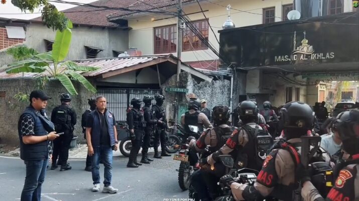 Operasi Gabungan di Kampung Berlan Jakarta Timur, Delapan Orang Diamankan Terkait Dugaan Narkotika
